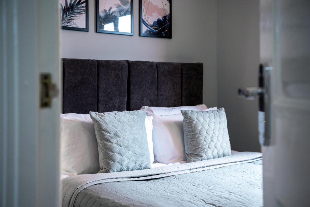 Yew Tree House Contractor / Family Home Free Netflix Fast Wifi Near Dudley/Birmingham Cradley Heath Екстер'єр фото
