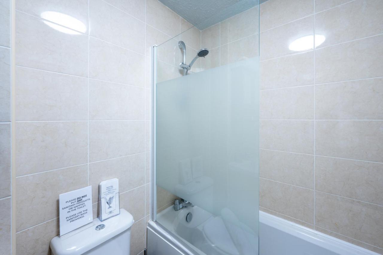 Yew Tree House Contractor / Family Home Free Netflix Fast Wifi Near Dudley/Birmingham Cradley Heath Екстер'єр фото